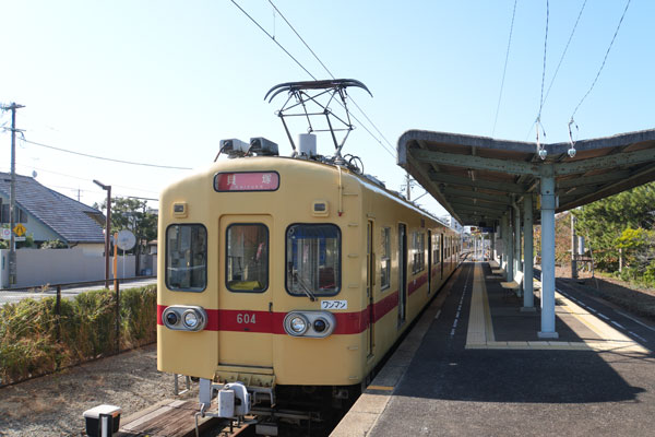 西鉄 600形 西鉄新宮駅