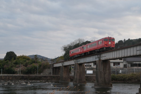 JR西日本 国鉄 津山線 キハ40 ヘッドマーク